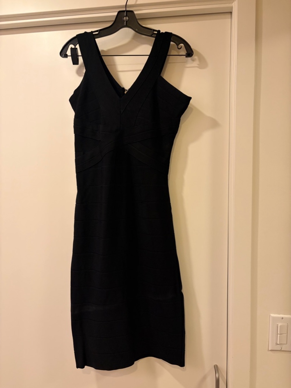 VENUS Black Strapless Bandage Midi Dress
